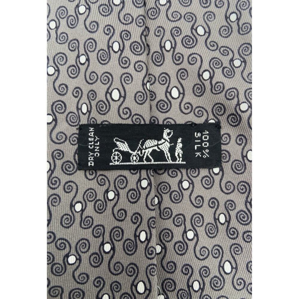 Hermès Necktie 100% Silk Tie Gray White H-Pattern Geometric Paris France EUC - Picture 5 of 8